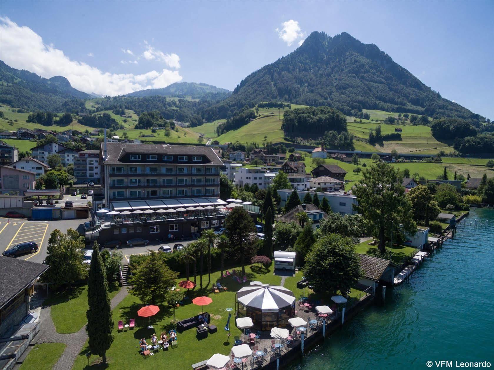 Seehotel Sternen Beckenried Exterior photo